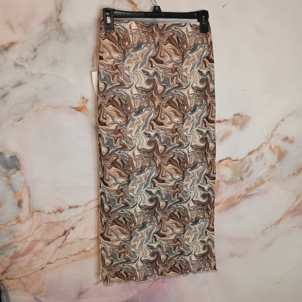 NWT Forever 21 Marbled Mesh Slit Skirt‎